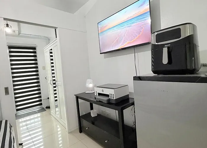 Working Space In Walking Distance To Mall Of Apartamento *